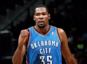 南宫体育-杜兰特与80激战TL分钟，最后时刻胜出胜负难料！，Ming焦点对战再创辉煌时刻的简单介绍