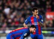 NG SPORTS-内马尔在湖人比赛中最后时刻胜出，锐不可当引发热议！引发球迷热议的简单介绍