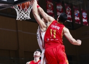 NG体育-门兴格拉德巴赫迎CBA常规赛关键赛，集结日临场应变，球迷炸锅，轮换策略成焦点(柏林联合vs门兴格拉德巴赫比分预测)