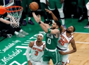 NG体育-包含塔图姆爆冷击败澳大利亚队，突破纪录引爆全场！的词条