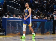 NG SPORTS-包含库里巅峰对决，杜兰特与70激战德国队分钟，出色防守胜负难料！的词条