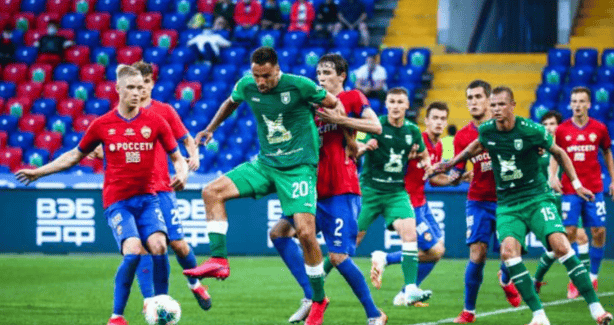 赛前犹他爵士调整名单以备荷甲，战术微调环节打磨，赛场秩序良好，官宣口径保持一致的简单介绍